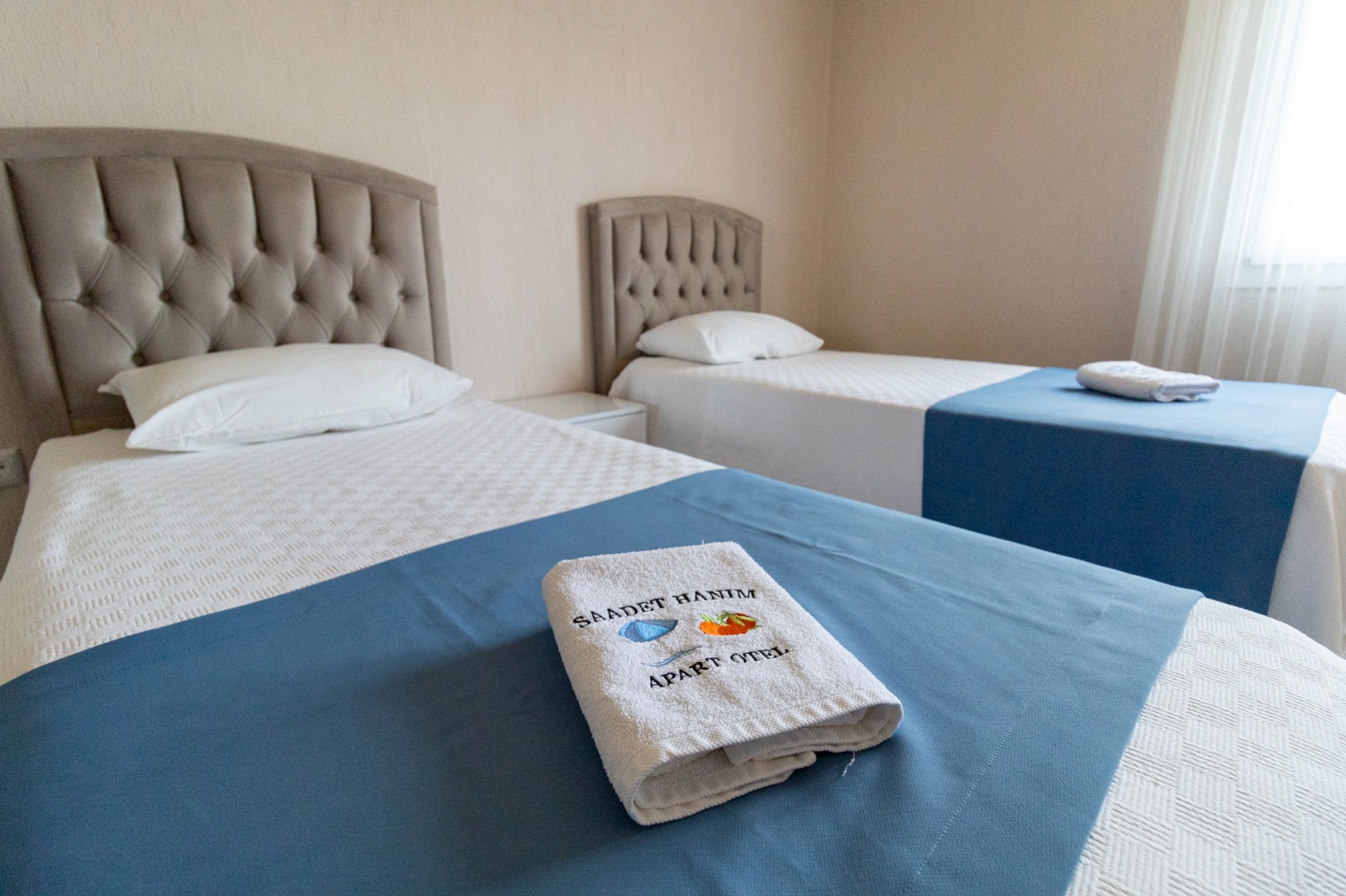 Standart Oda - Çift kişilik yatak, balkon ve klima ile konforlu konaklama Ürkmez/Seferihisar Apart